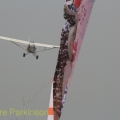Air_Displays_Global_Stars_China_Dropping_Banner